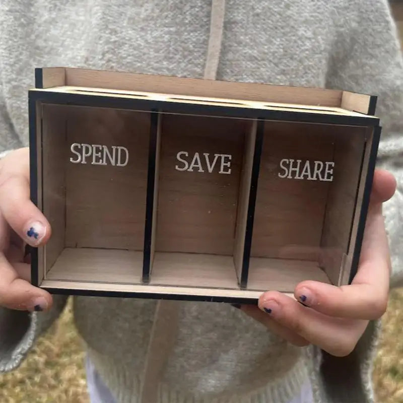 Tirelire en bois à 3 compartiments et façade transparente