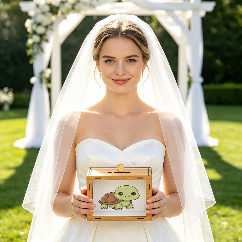 Tirelire cadre en bois clair — Petite tortue verte, 20 cm