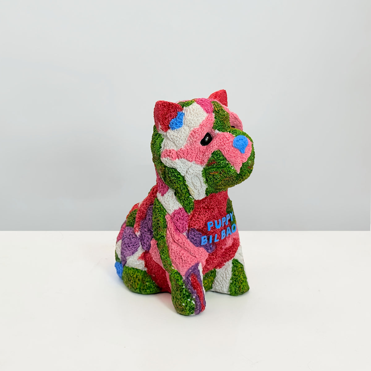 Tirelire chien en résine, sculpture pop