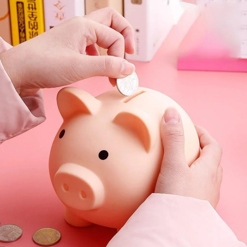 Tirelire cochon moulé en deux tailles, dix ou treize cm