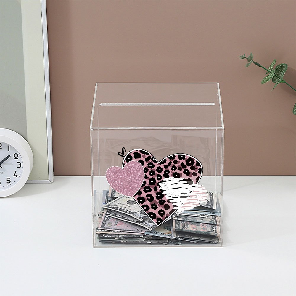 Tirelire cube en acrylique, deux cœurs imprimés léopard