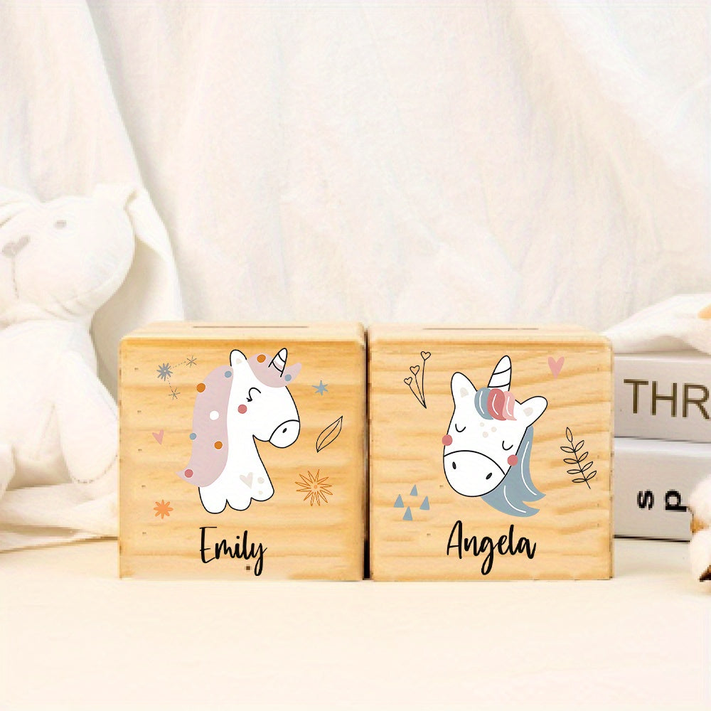 Tirelire cube en bois brut à motif licorne, côté
