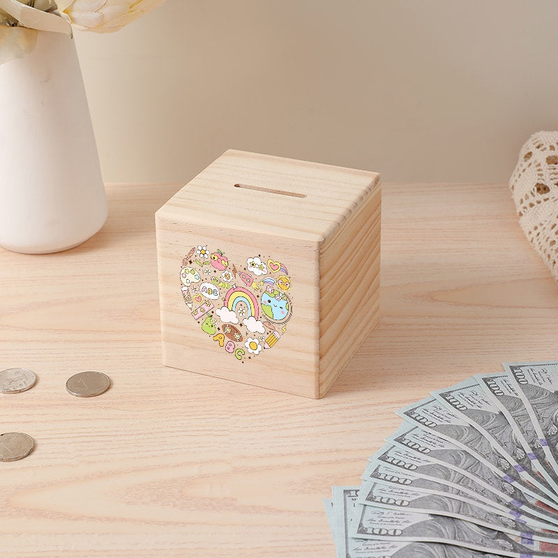 Tirelire cube en bois brut, cœur kawaii et fente à billets
