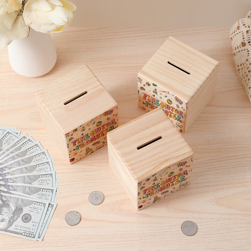 Tirelire cube bois motricité fine, décor imprimé