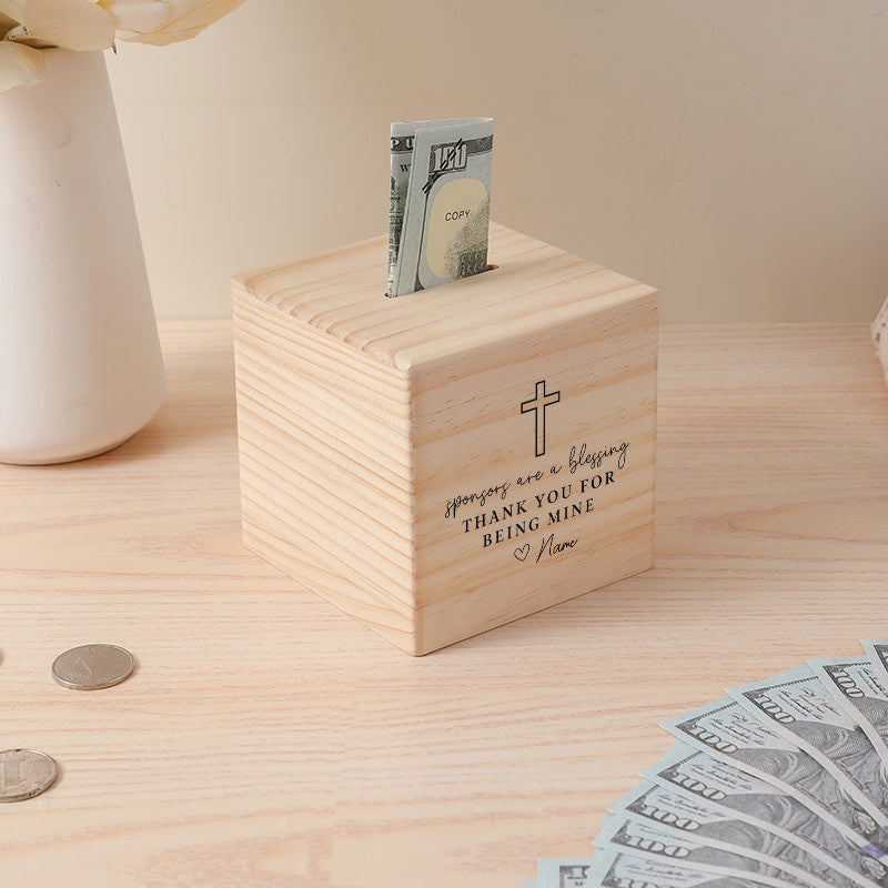 Tirelire cube en bois, message de remerciement au parrain