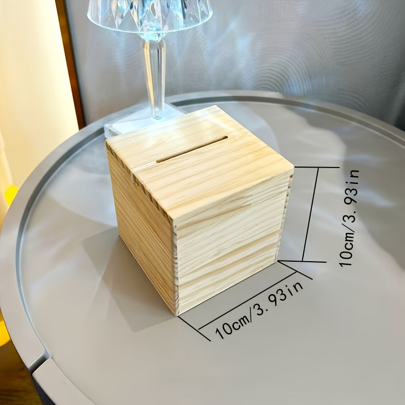 Tirelire cube en pin, lettrage acrylique en relief
