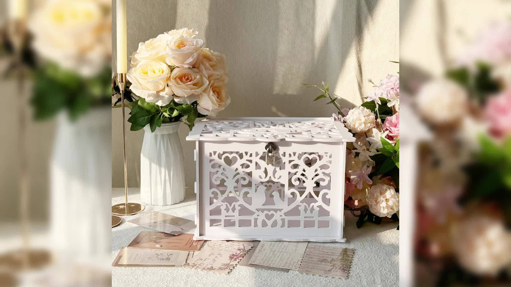 Tirelire urne de mariage en PVC blanc ajouré avec cadenas